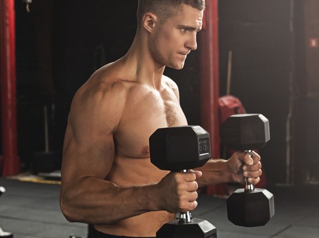8 Best Dumbbell Tricep Exercises To Beef up Your Arms